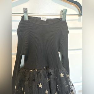 🖤 Cute black and gold star dress size 6T